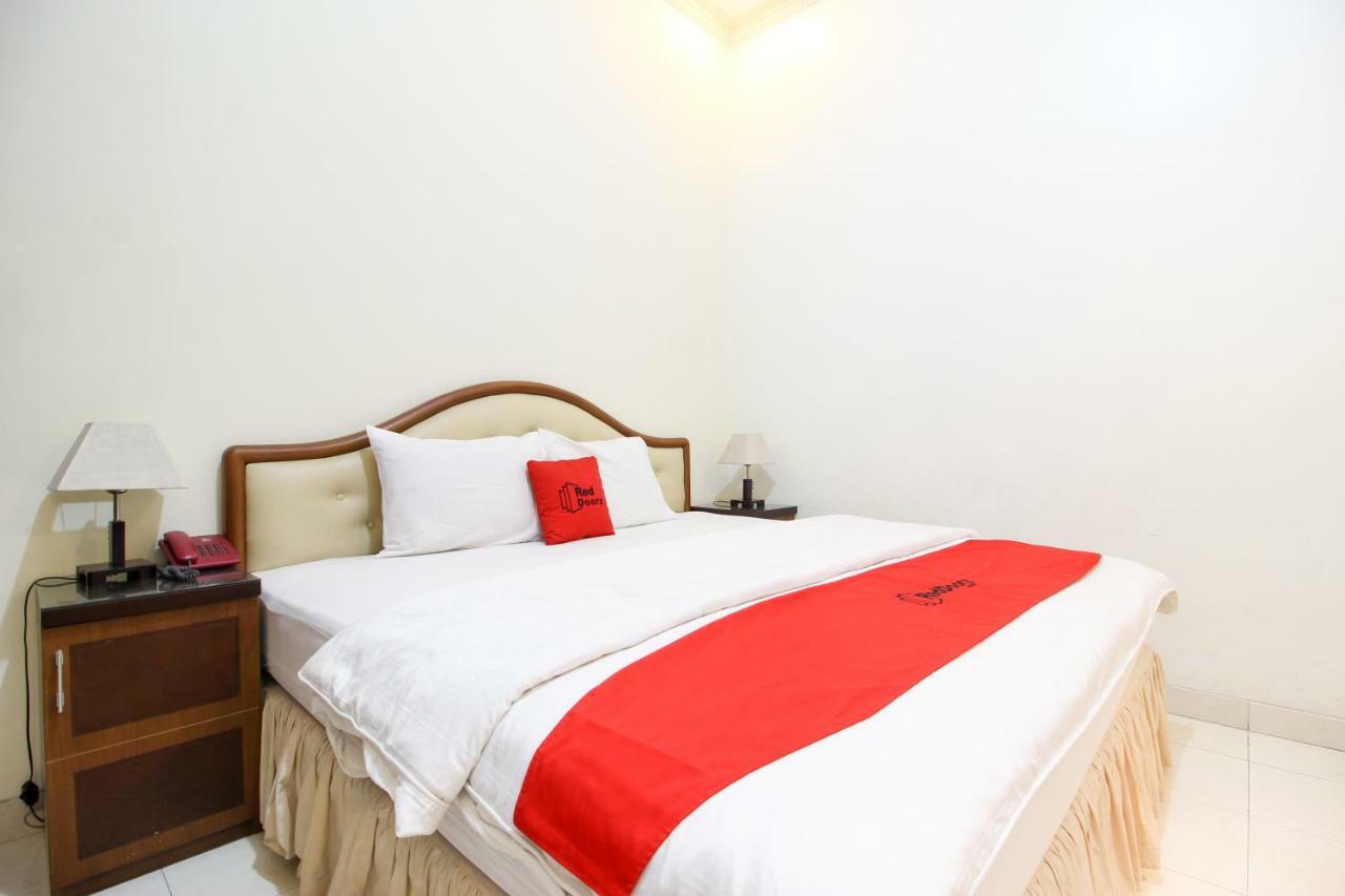 יוגיאקרטה Reddoorz Plus @ Tegal Panggung מראה חיצוני תמונה